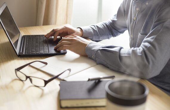 眼鏡に関するどのようなご相談も受け付けます | 春日井市で見つかるおしゃれな逸品・富士メガネ